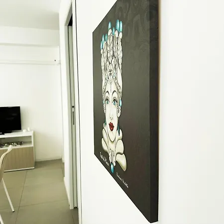 펜션 Portosalvo Holiday House 마리나디라구사