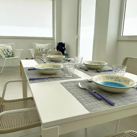 Portosalvo Holiday House * 마리나디라구사